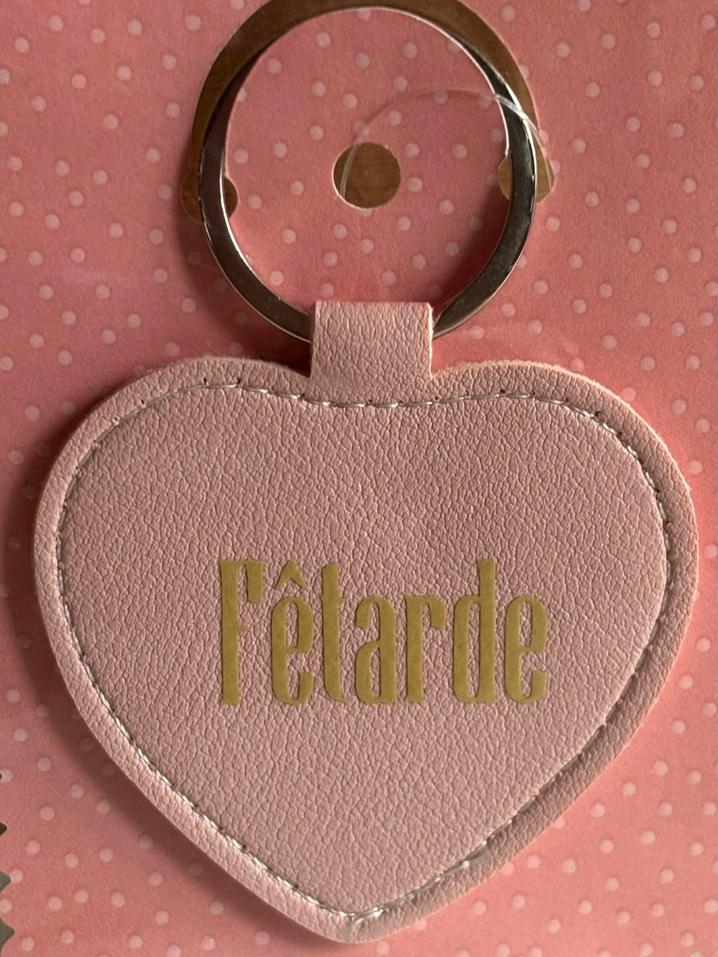 Porte clé message "Fêtarde"