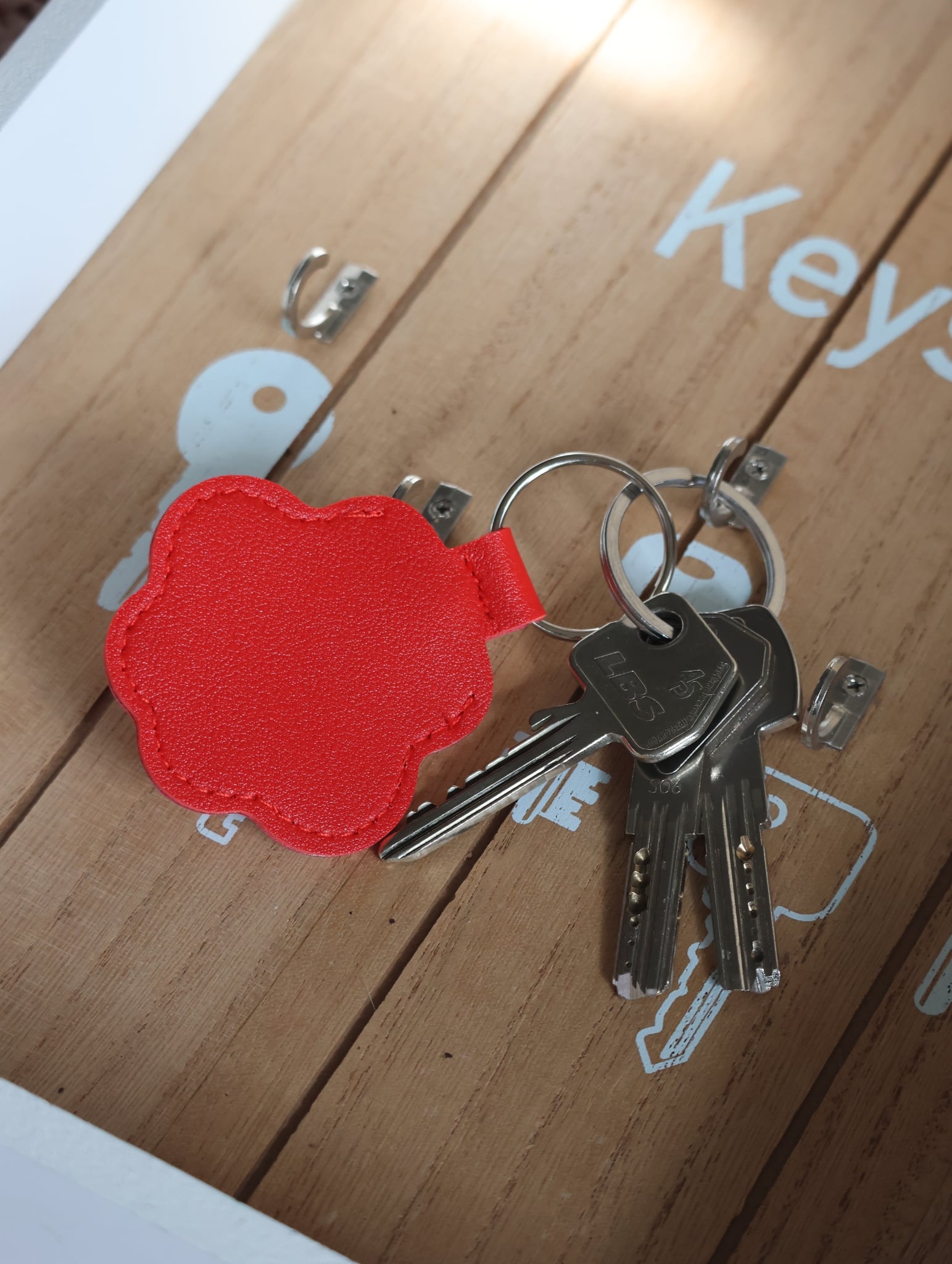 Porte clé " Pattes Rouge "